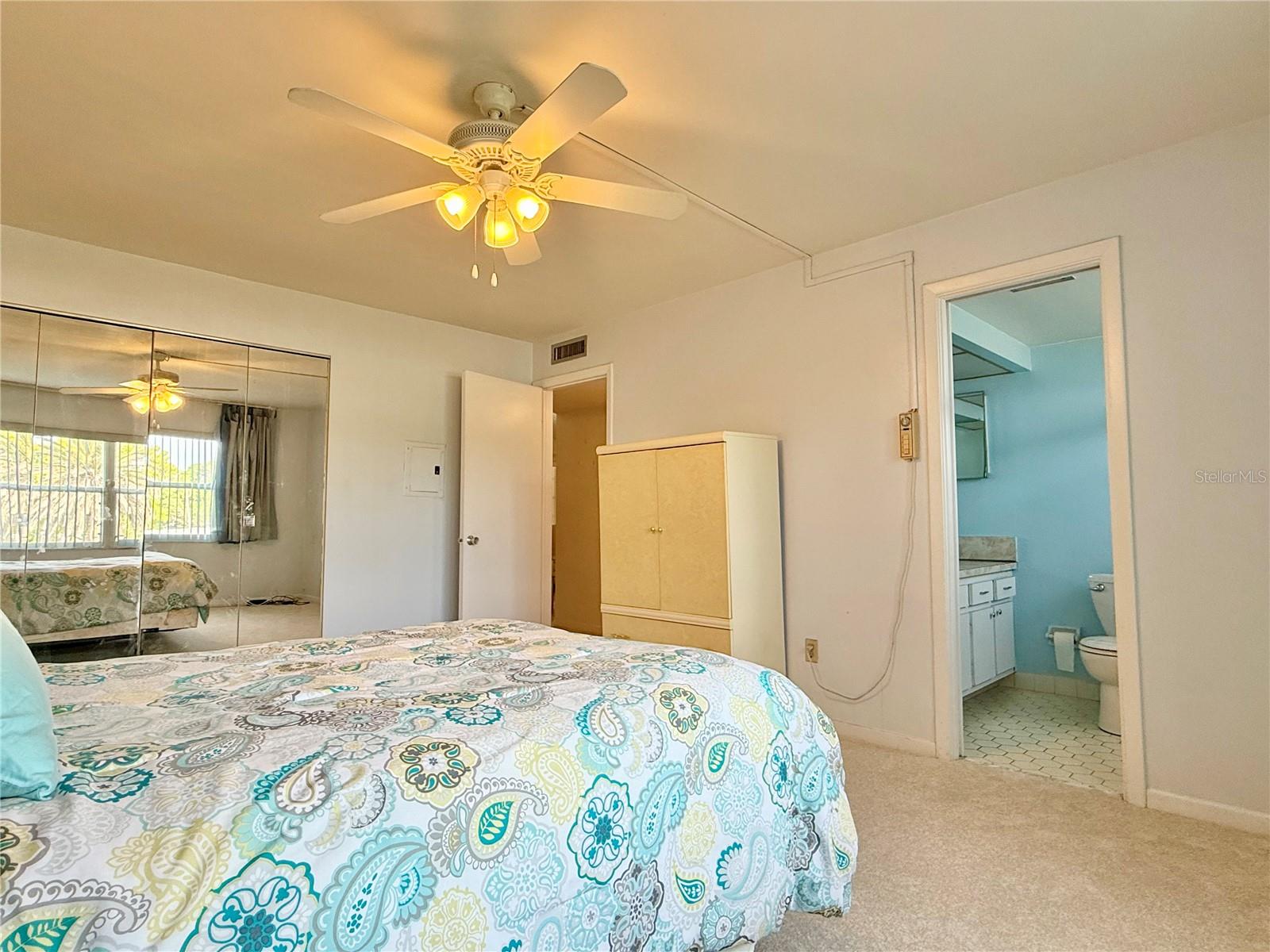 LAFAYETTE THE - Residential