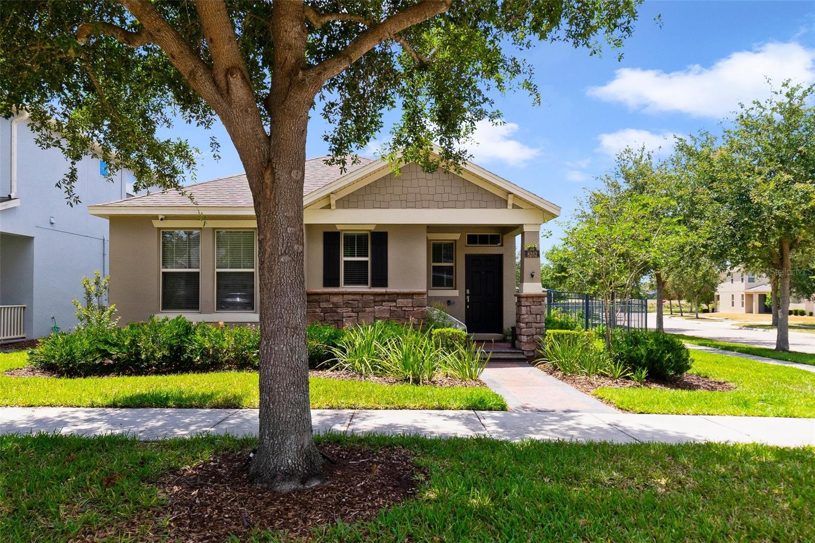 8262 BAYVIEW CROSSING DRIVE