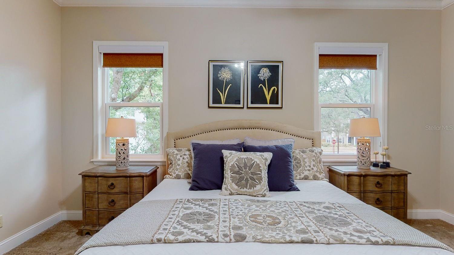 OAKELLARS - Residential