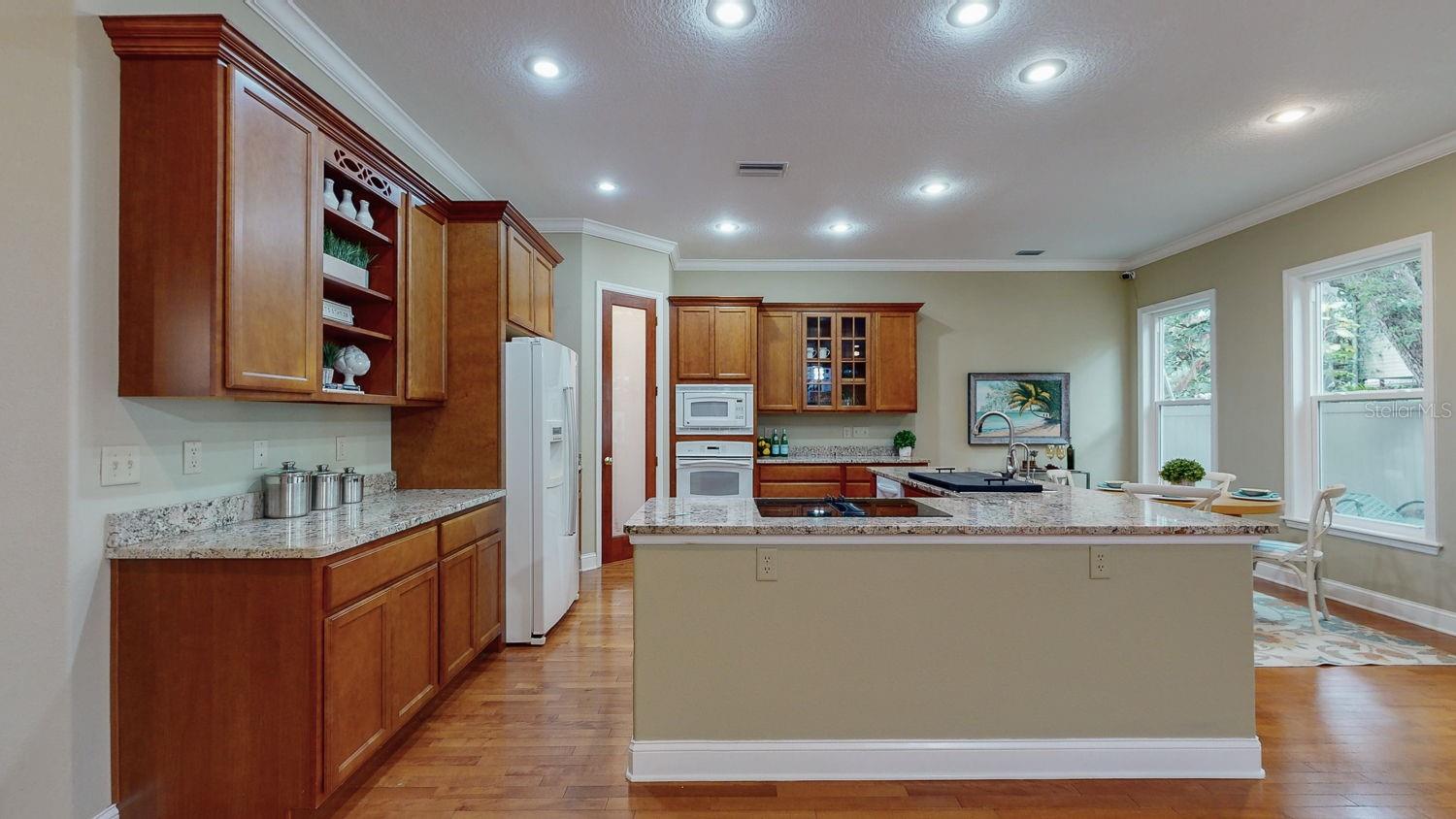 OAKELLARS - Residential