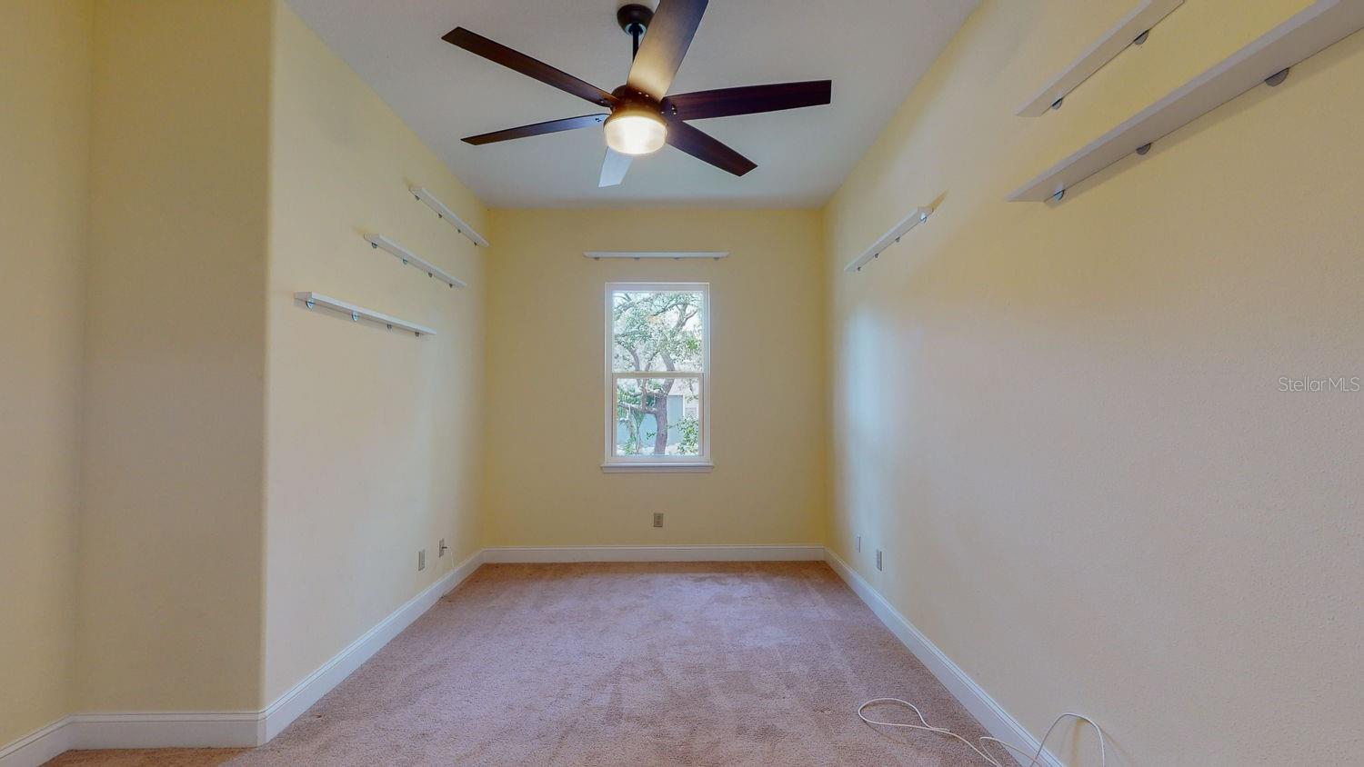 OAKELLARS - Residential