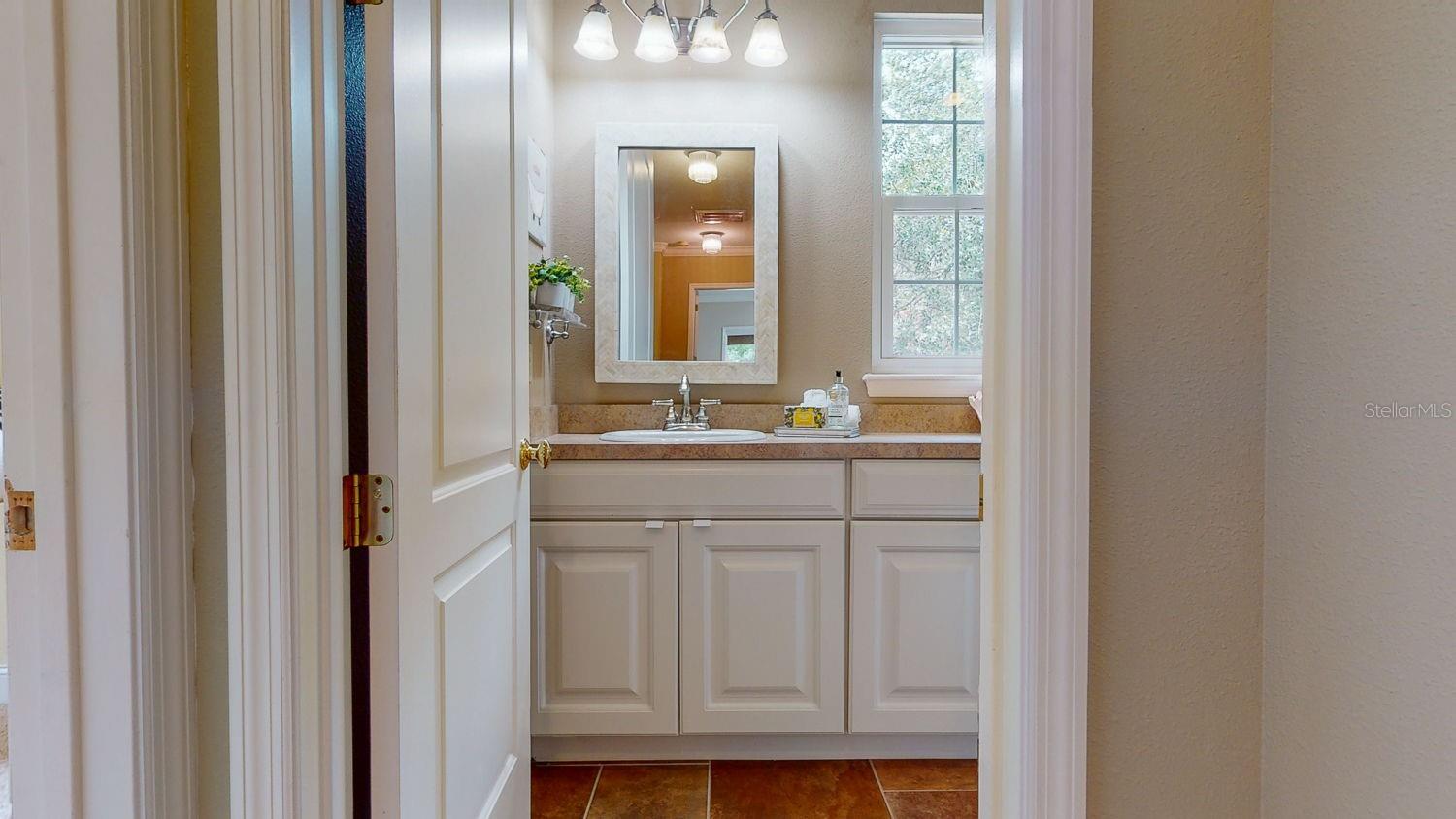 OAKELLARS - Residential