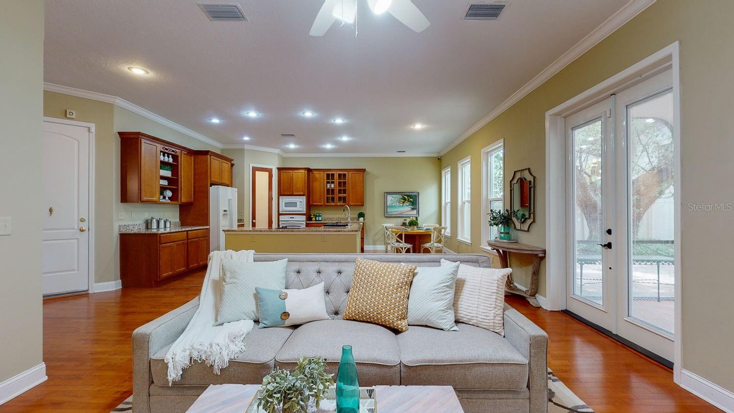 OAKELLARS - Residential