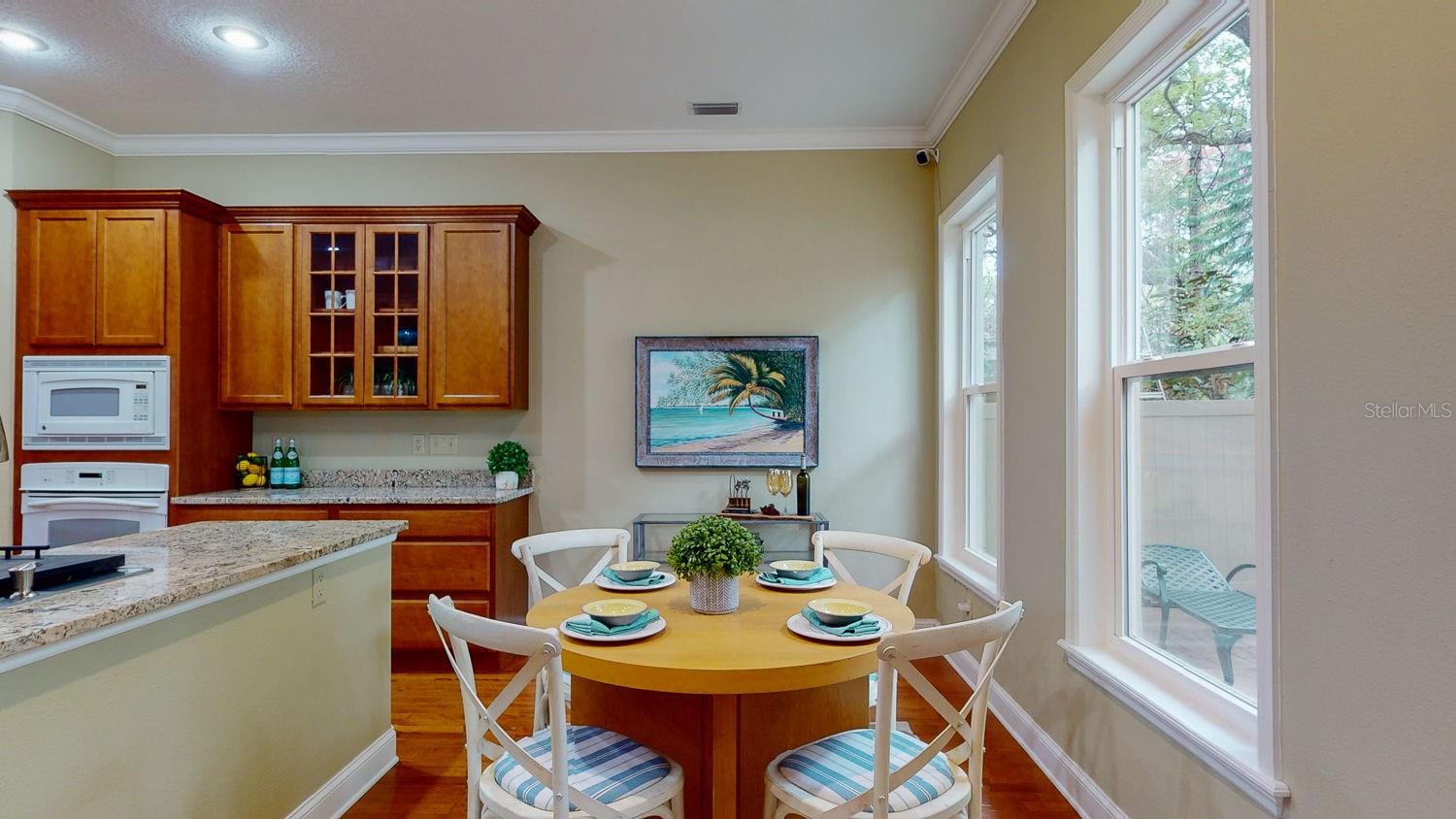 OAKELLARS - Residential