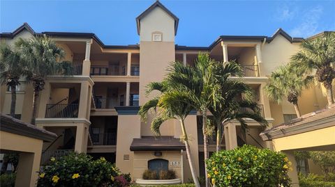 155 VINTAGE CIRCLE I404 NAPLES FL 34119