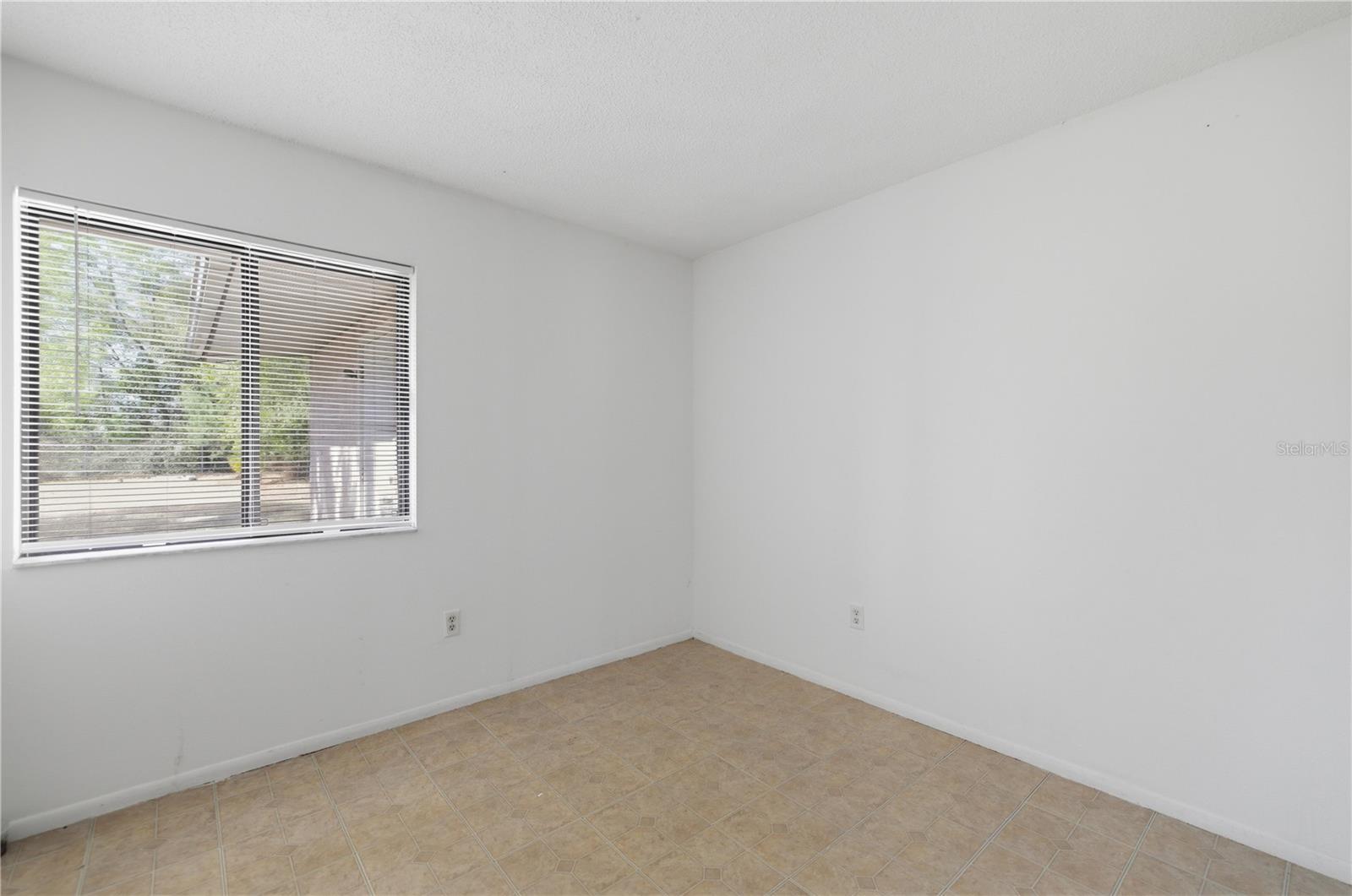 SILVER SPGS SHORES UN 68 - Residential