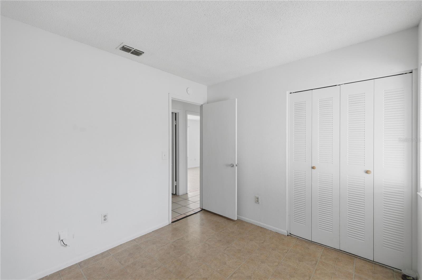 SILVER SPGS SHORES UN 68 - Residential