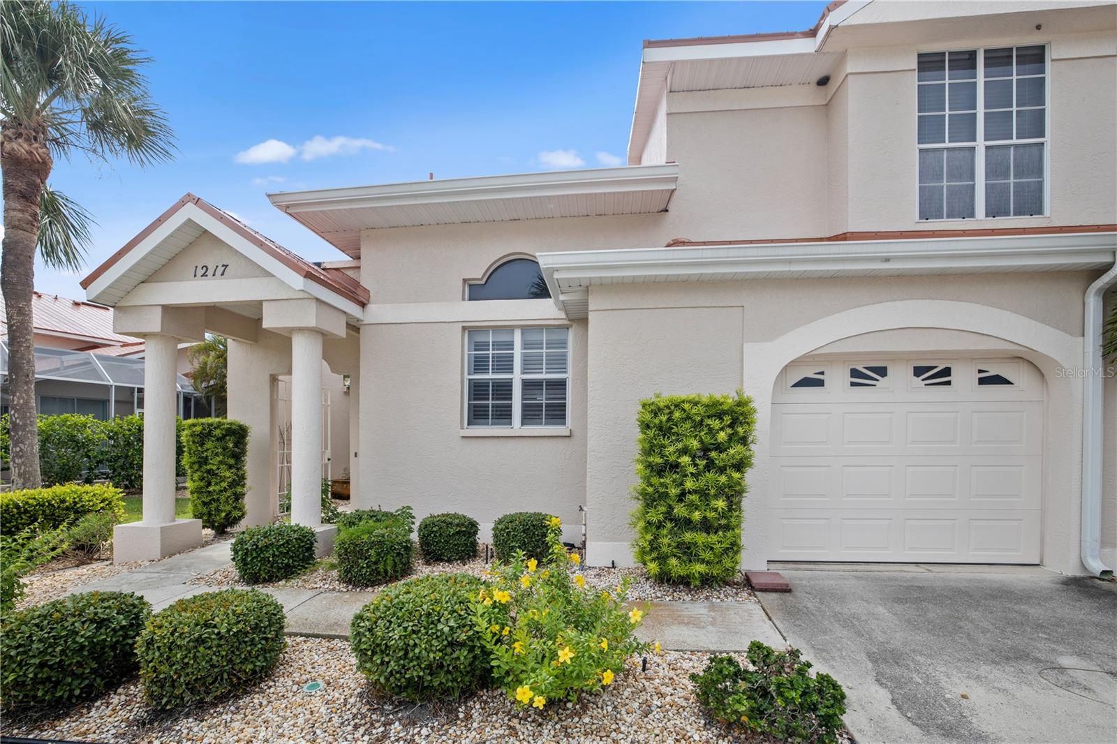 1217 GORDA CAY LANE