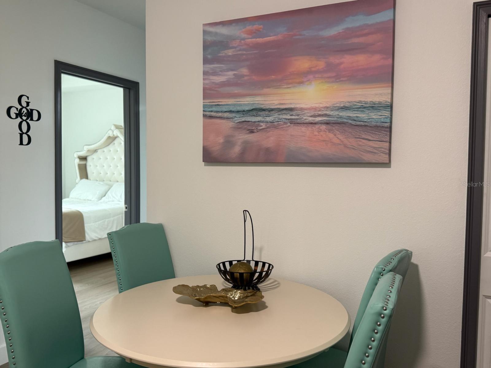 HOLLY HILL GROVE AND FRUIT CO - Residential Lease