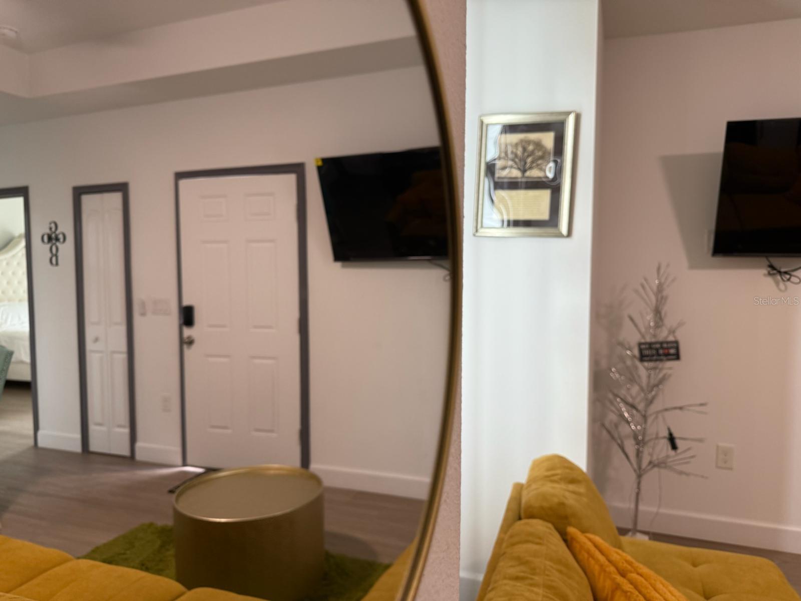 HOLLY HILL GROVE AND FRUIT CO - Residential Lease