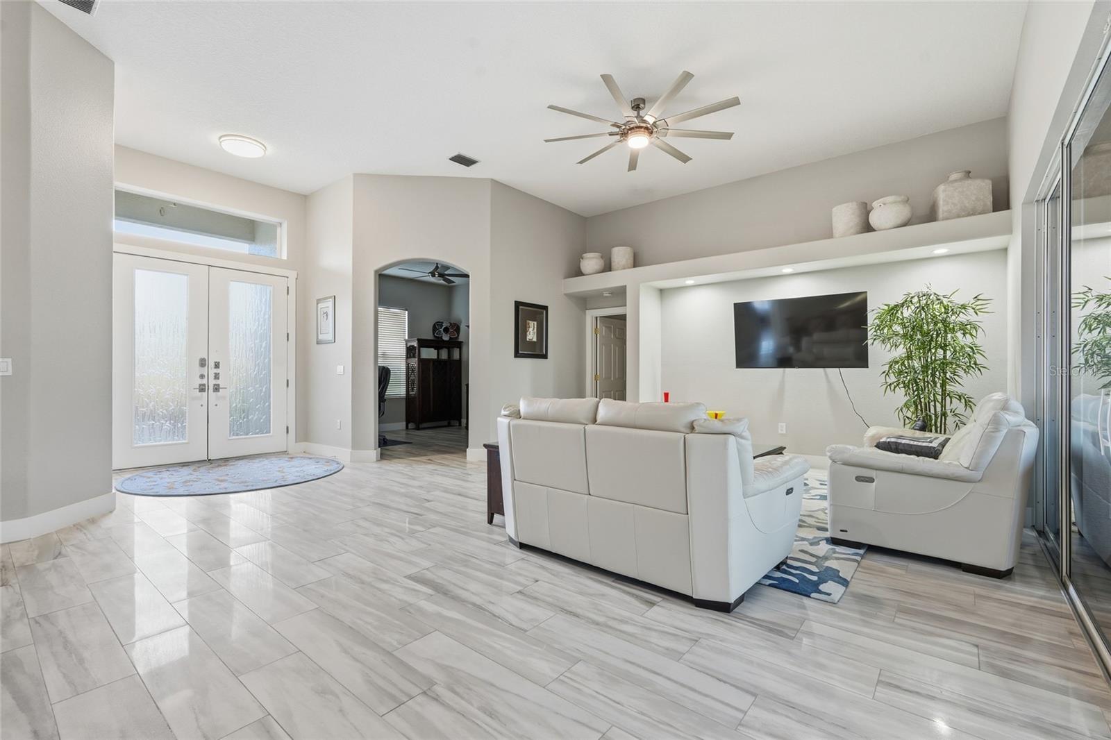 ARBOR LAKES B - Residential