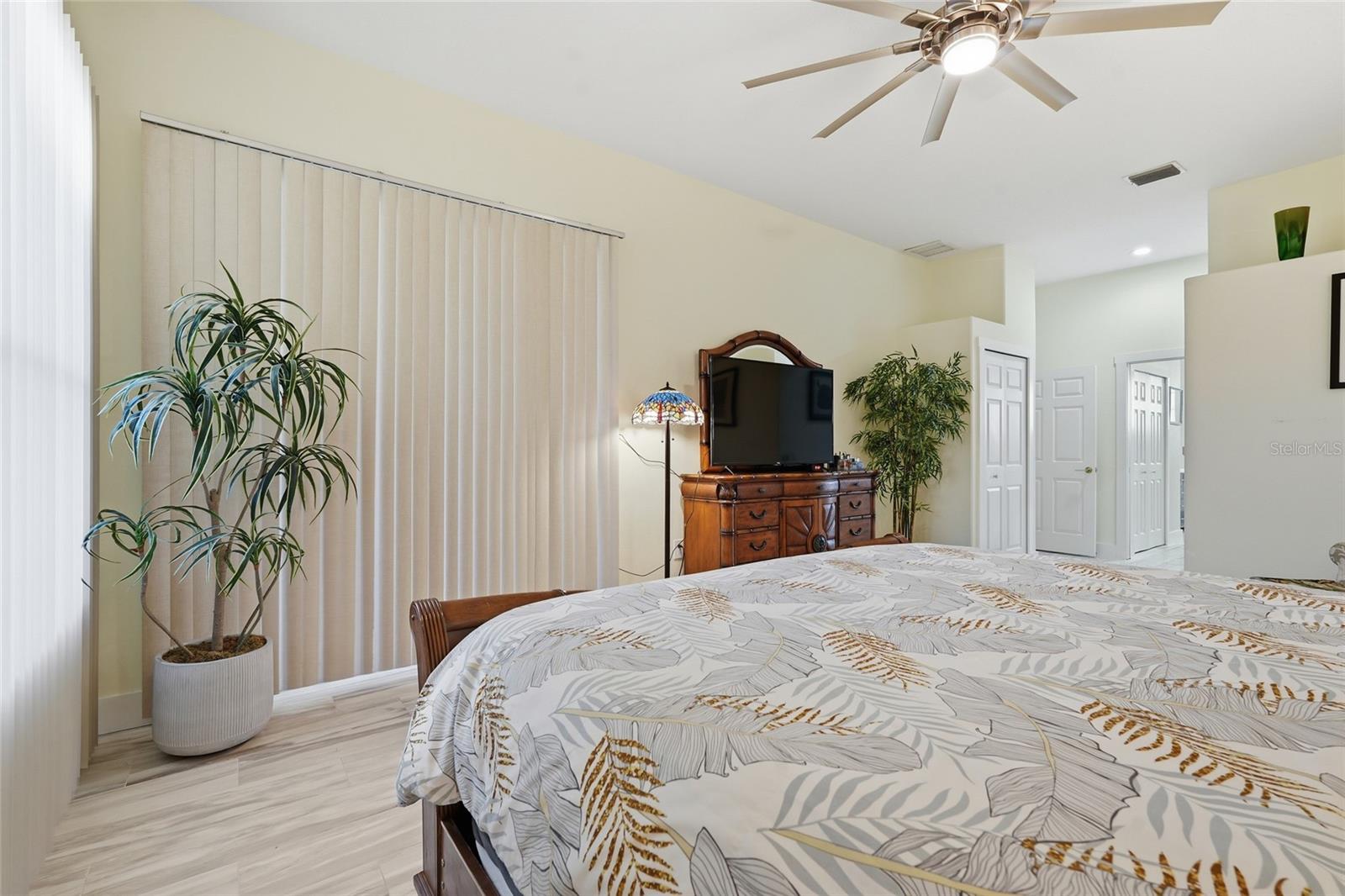 ARBOR LAKES B - Residential