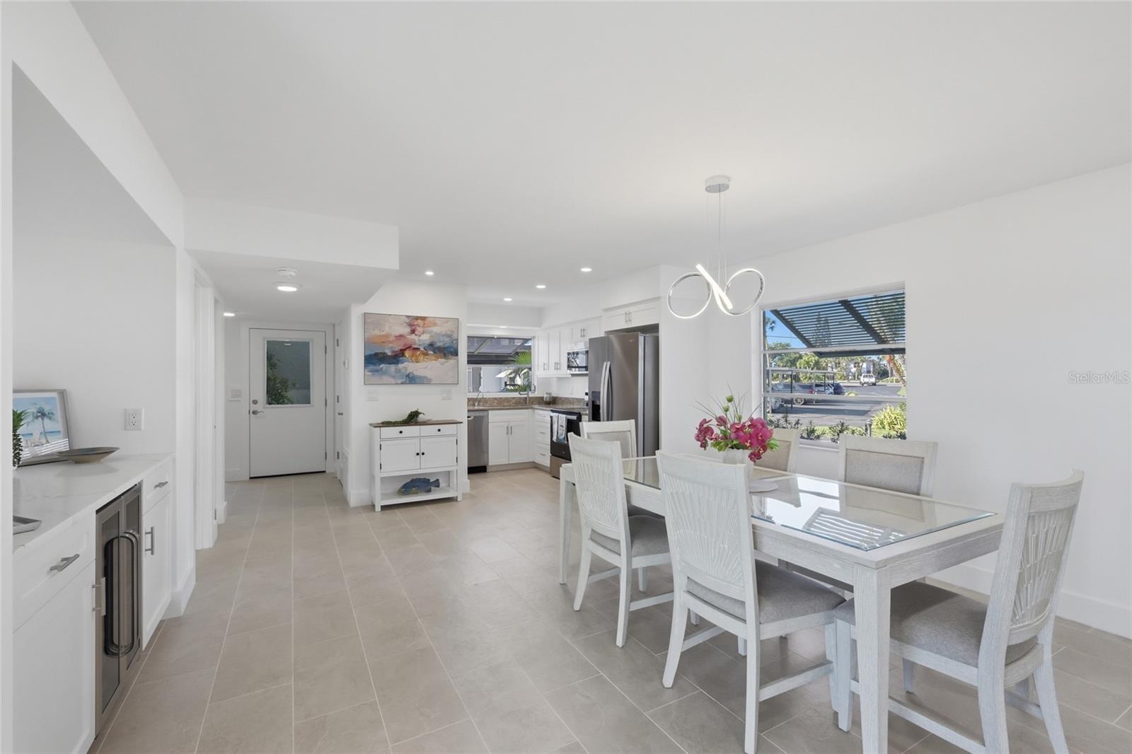 PELICAN HARBOUR & BEACH CLUB - Residential