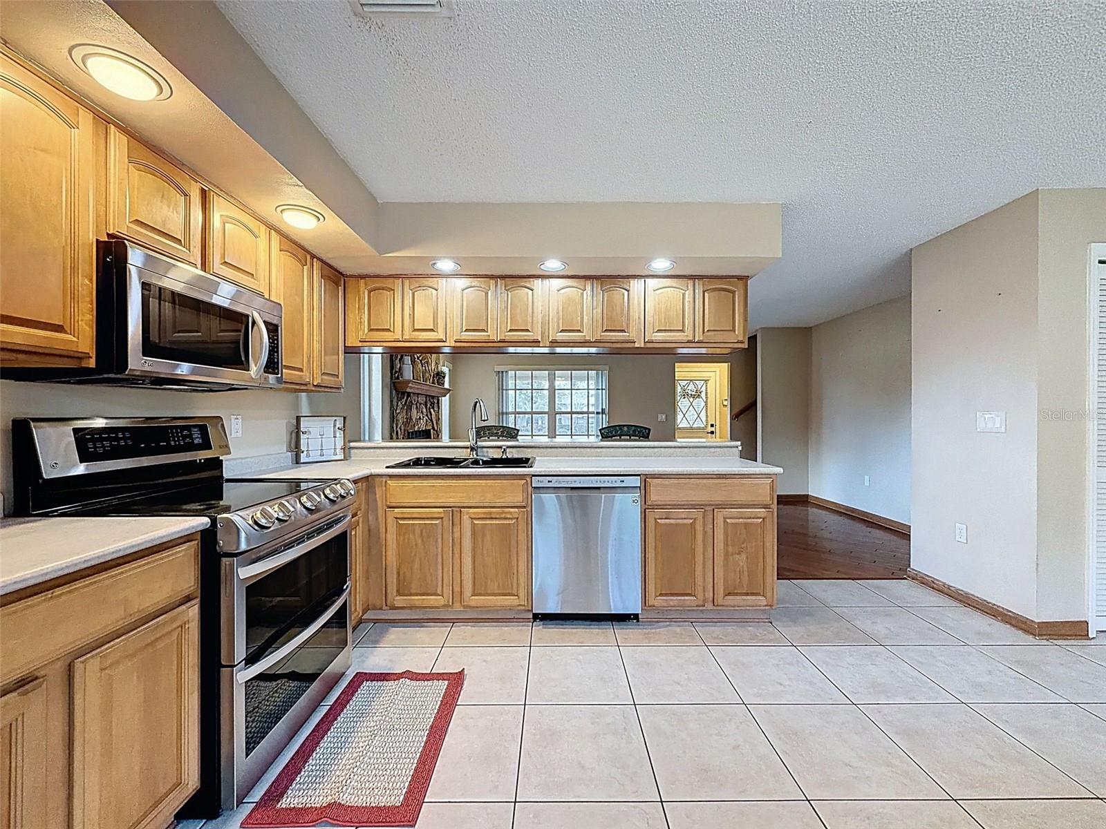 PRESTON HOLLOW - Residential