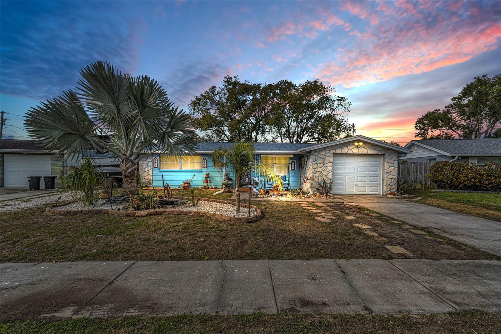 FOREST HILLS - Residential