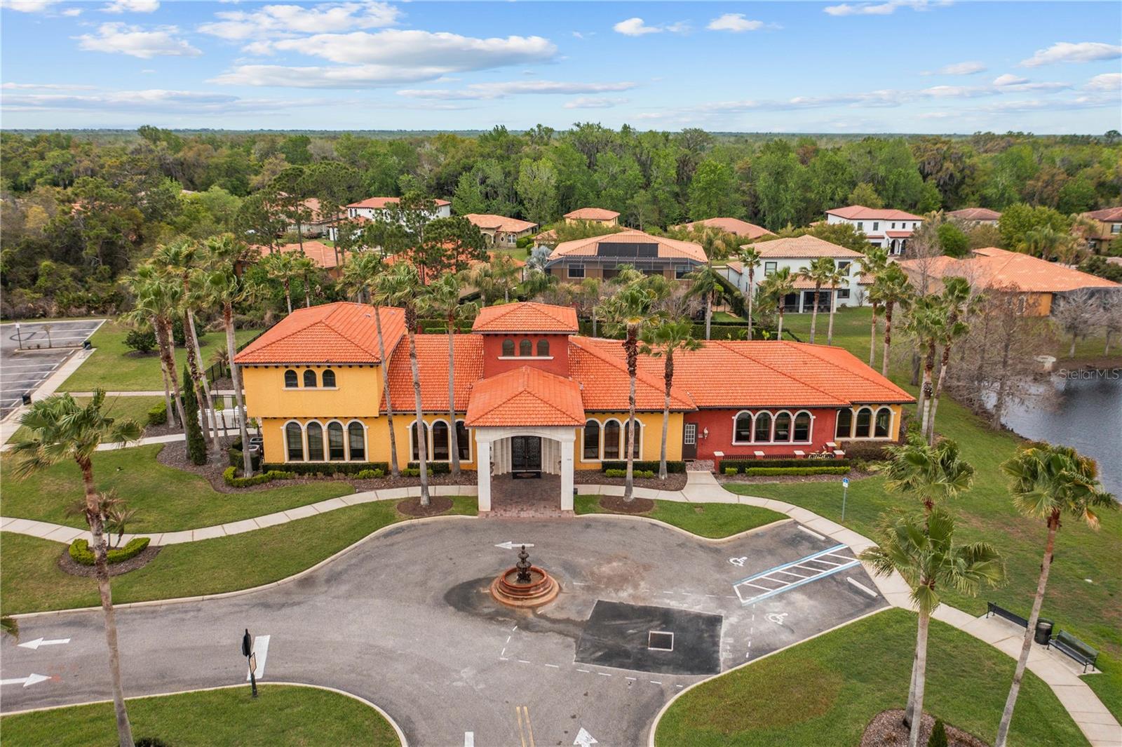 RIVIERA BELLA UN 7 - Residential