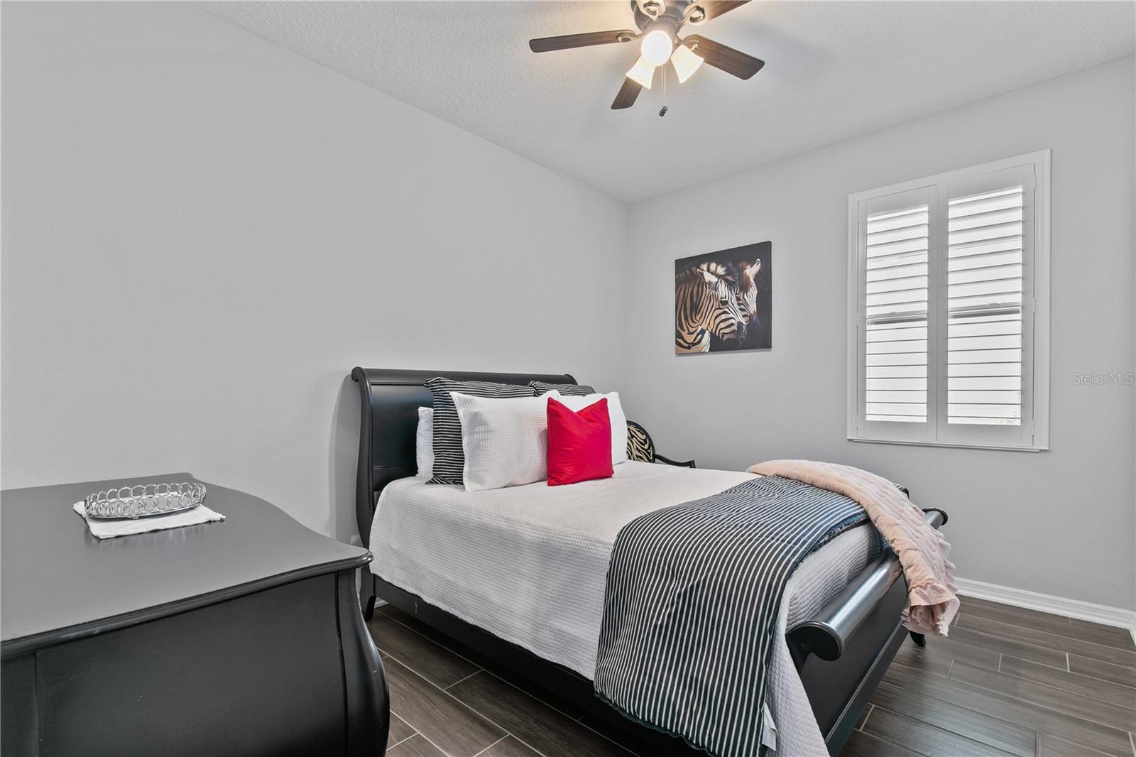 RIVIERA BELLA UN 7 - Residential