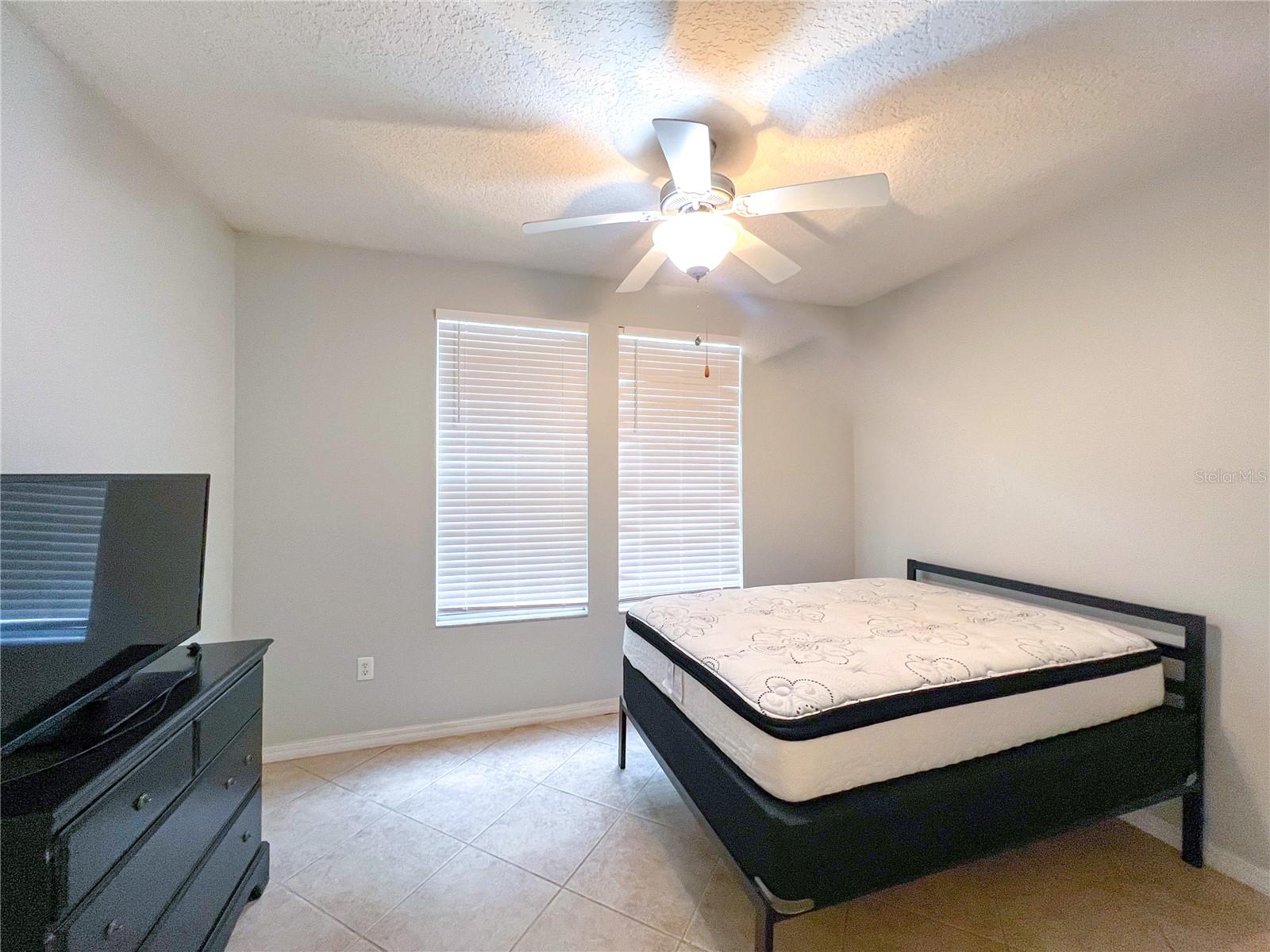 CAMPUS VIEW - Residential Lease