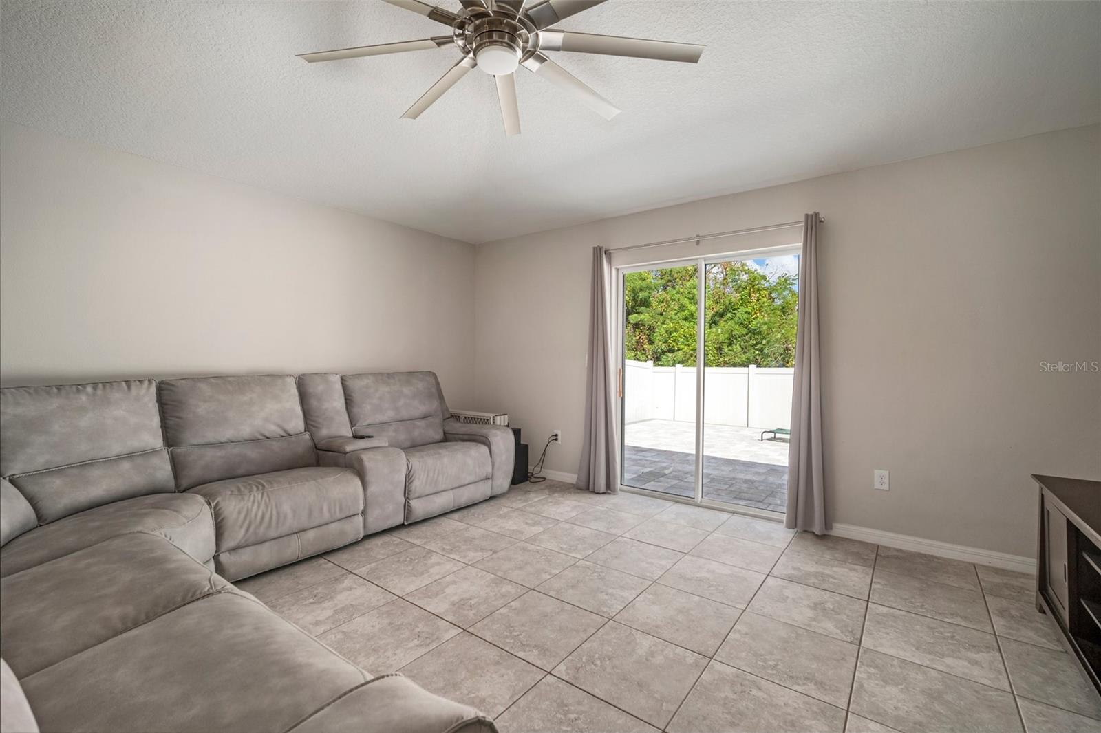 10026 CRESTED FRINGE DRIVE