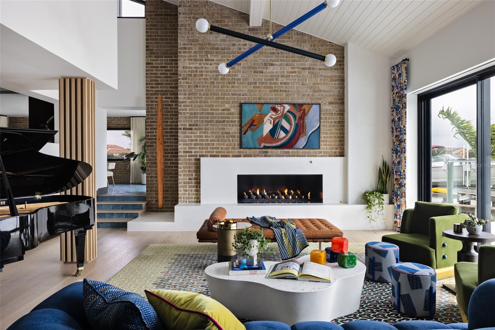 BAYWAY ISLES - Residential