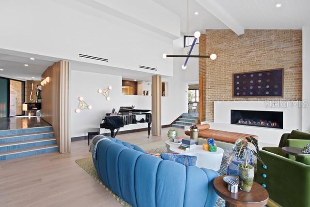 BAYWAY ISLES - Residential