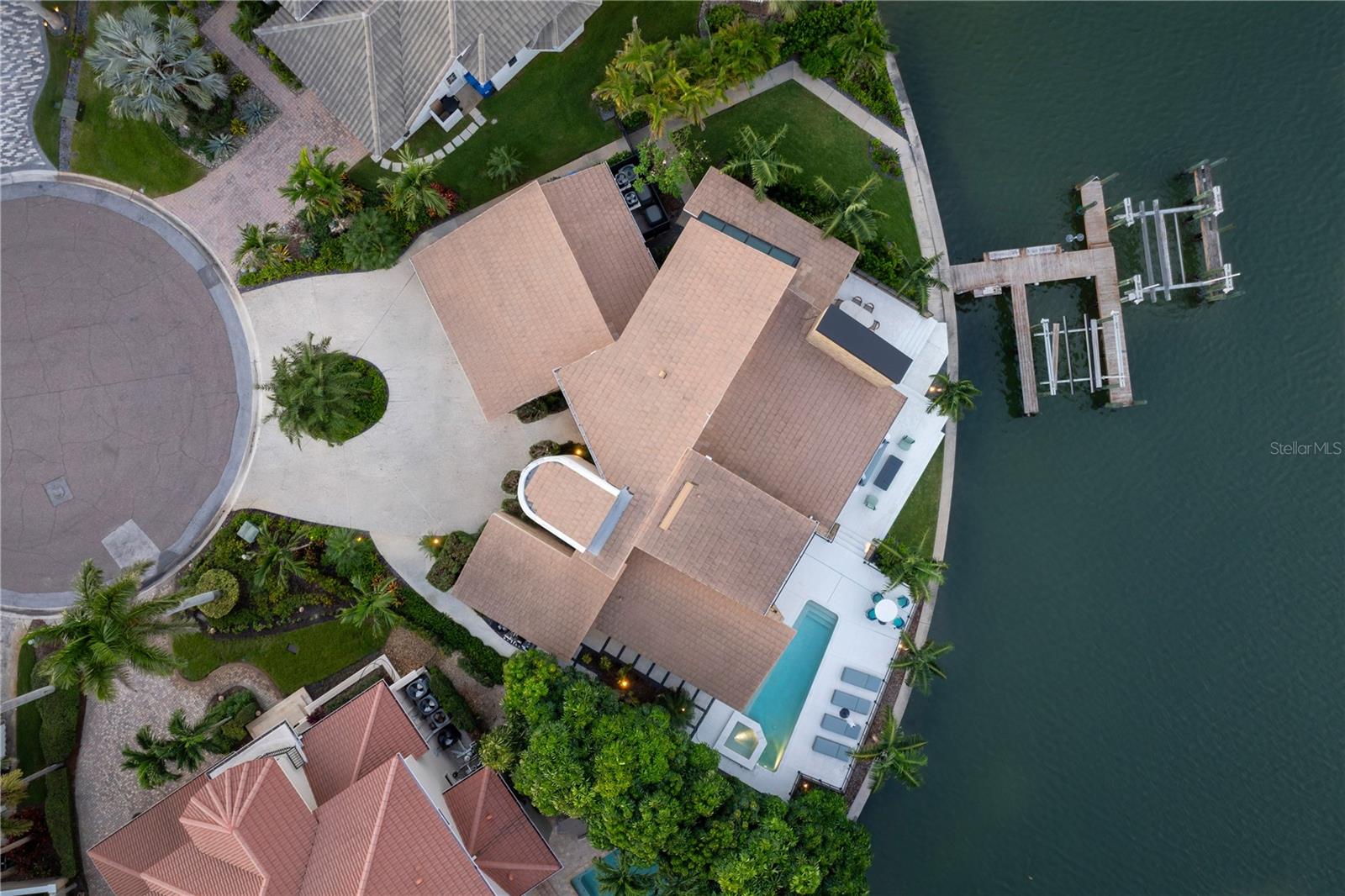 BAYWAY ISLES - Residential