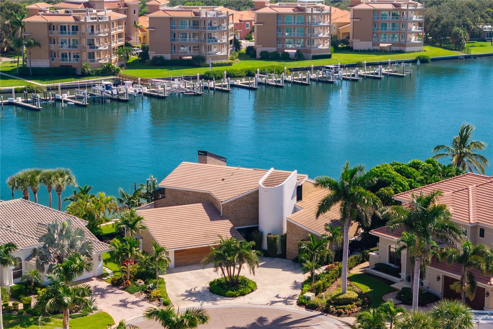 BAYWAY ISLES - Residential