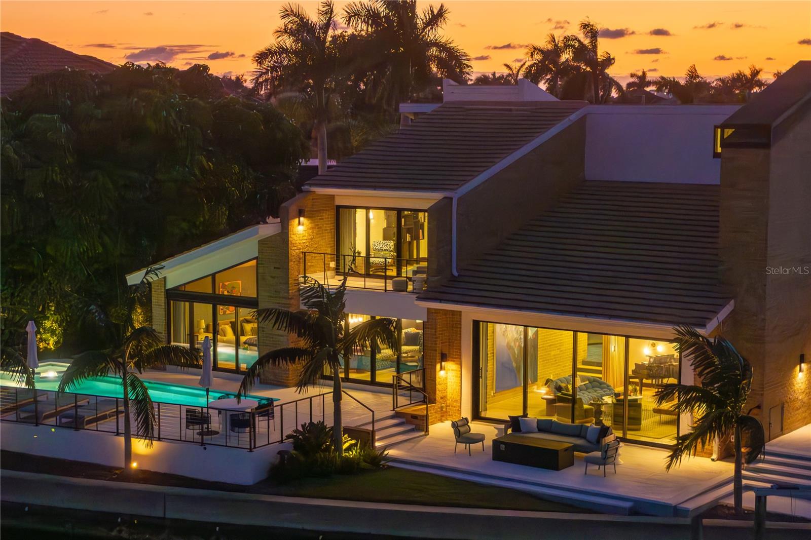 BAYWAY ISLES - Residential