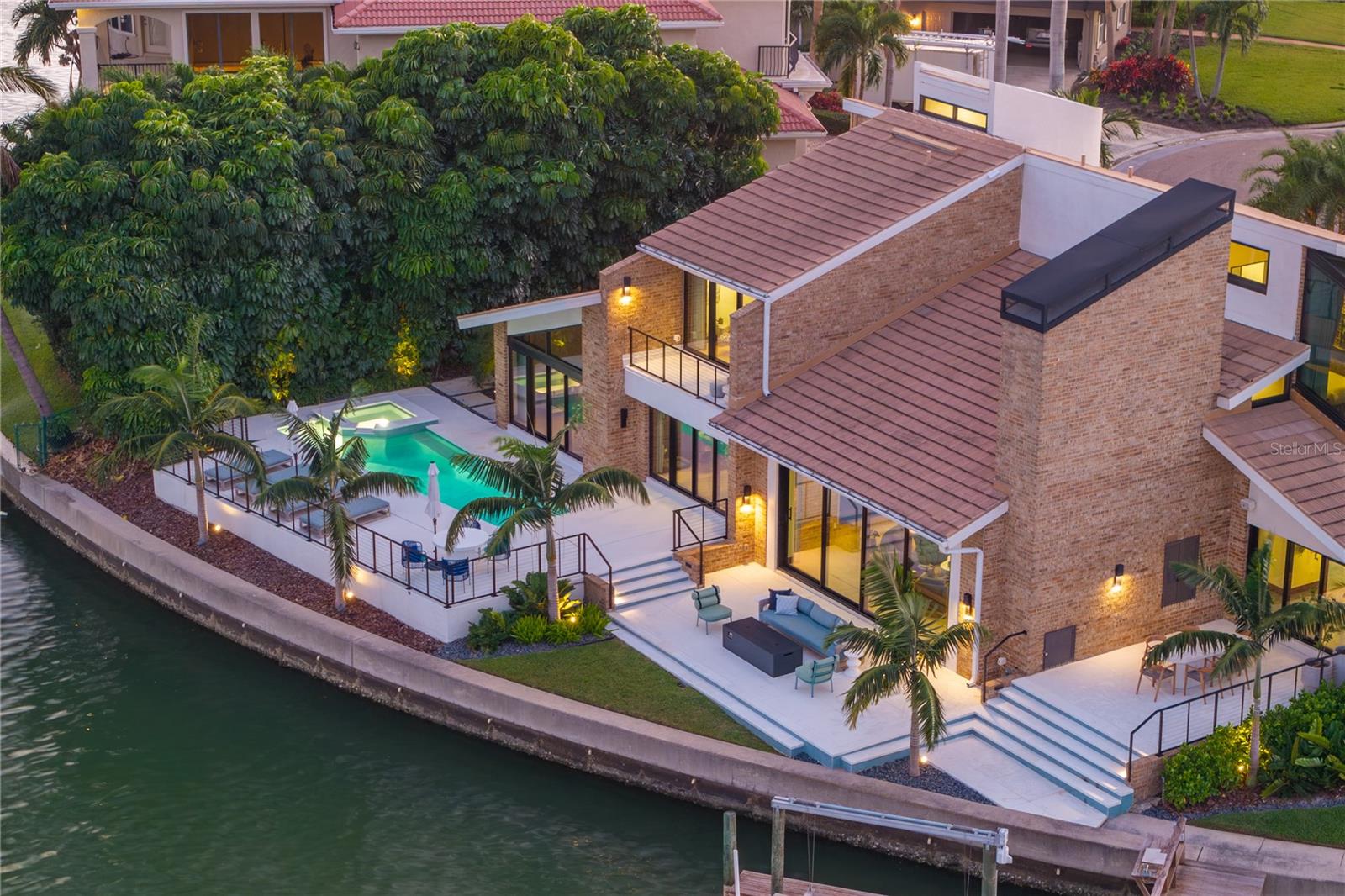 BAYWAY ISLES - Residential