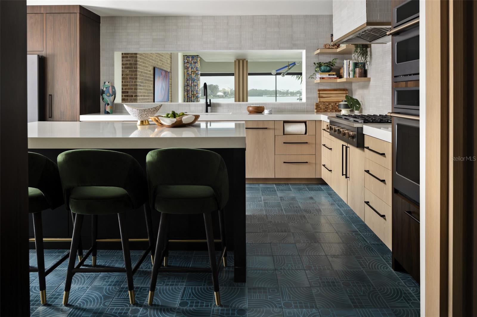 BAYWAY ISLES - Residential