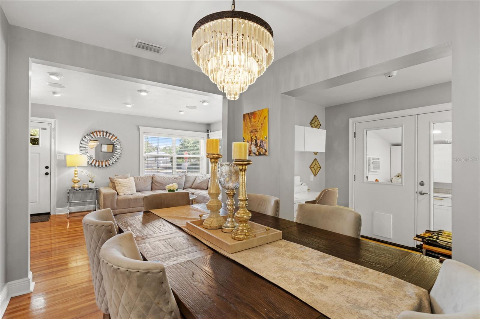 MARYLAND MANOR REV - Residential