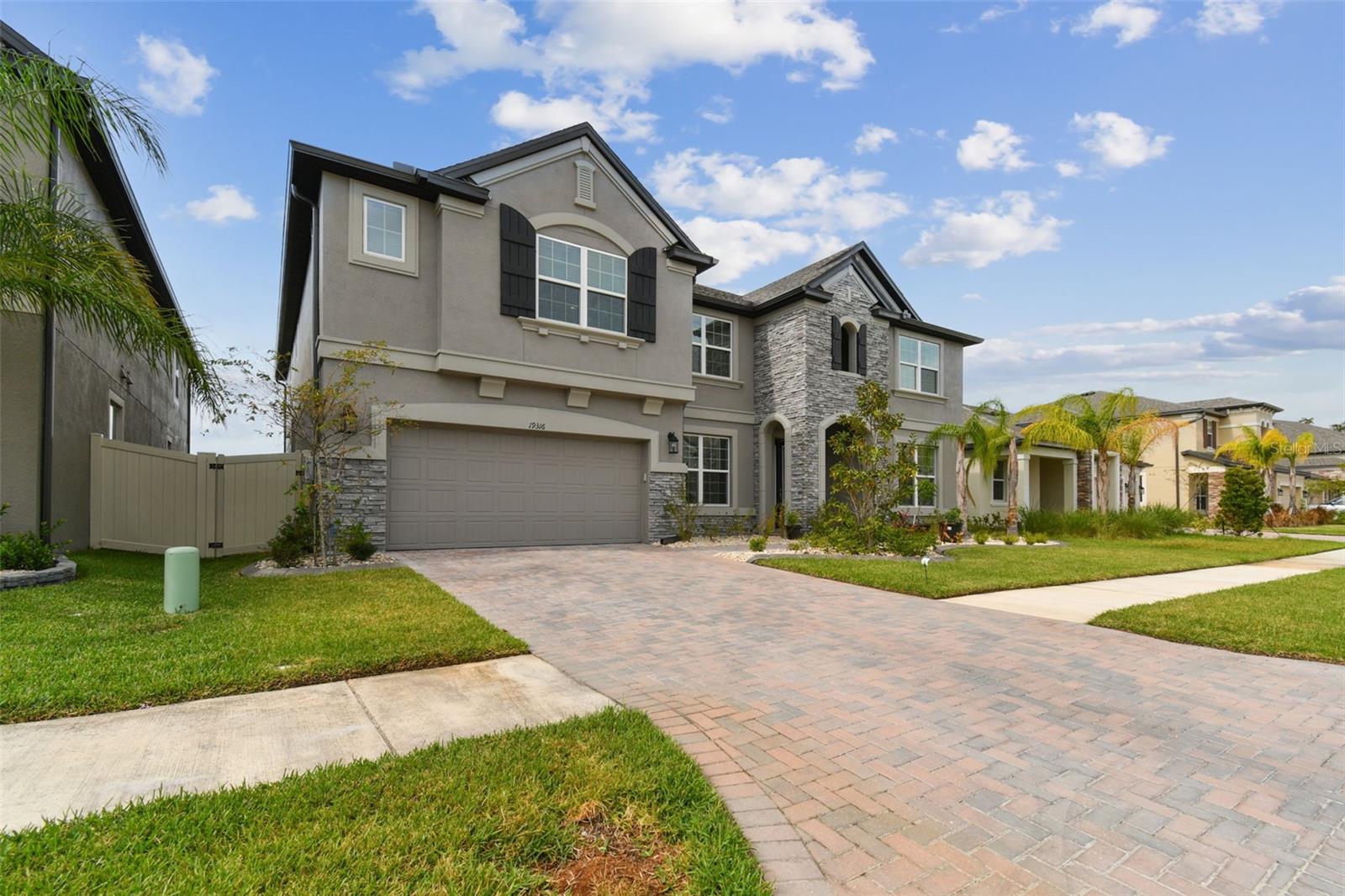 19316 EAGLE CREEK LANE