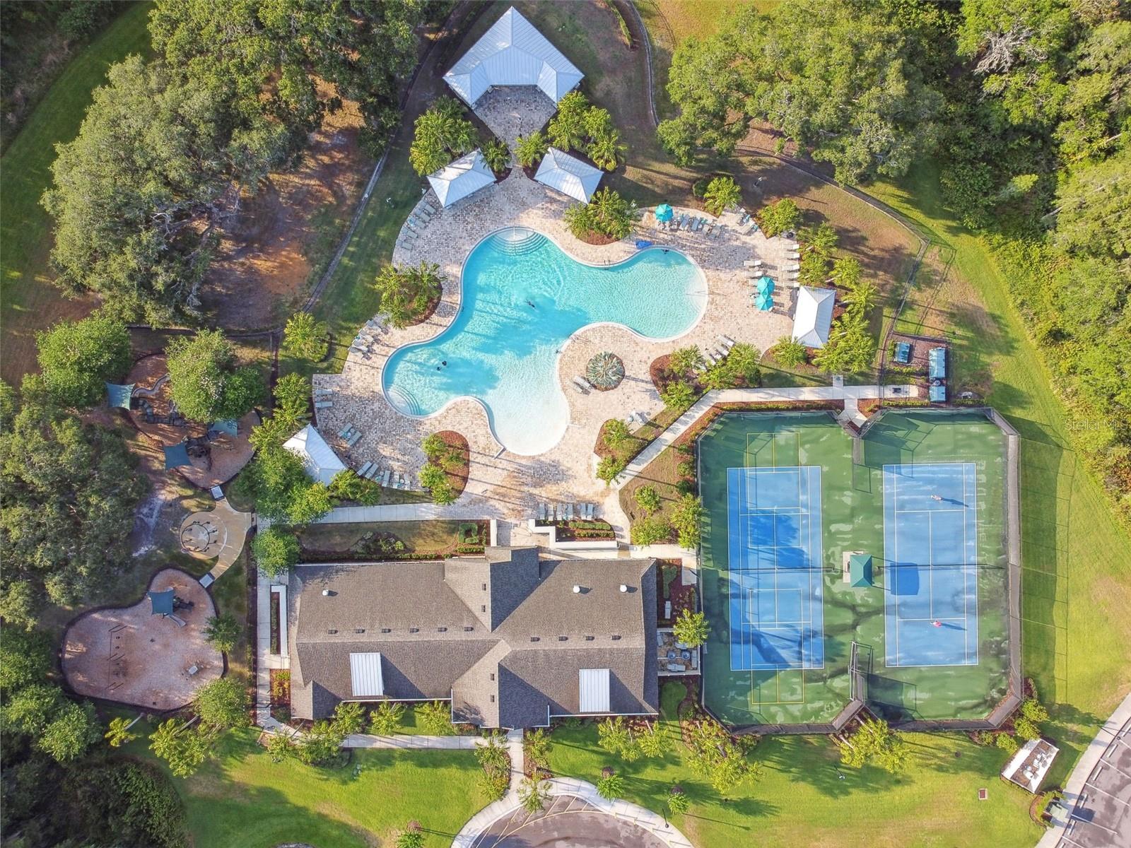 19316 EAGLE CREEK LANE