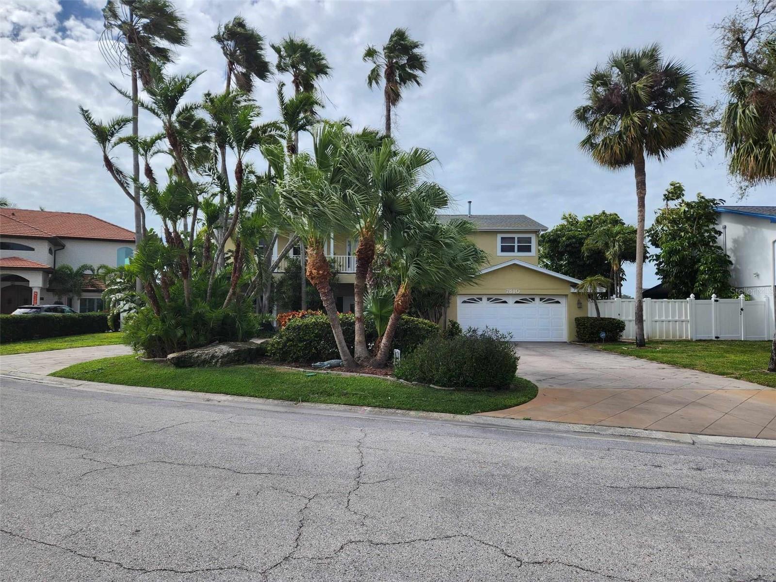 SOUTH CSWY ISLE YACHT CLUB 2ND ADD - Residential