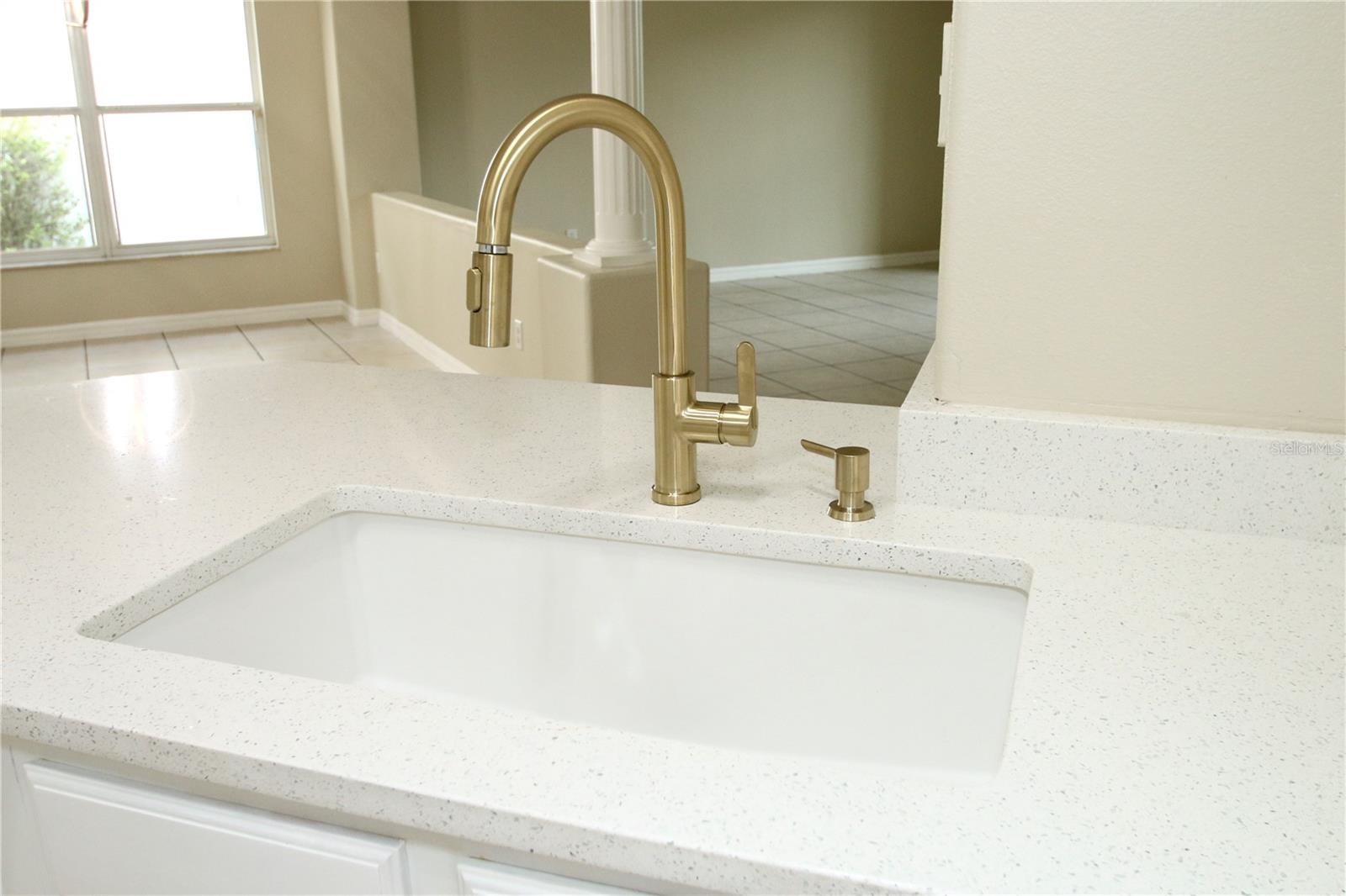 GREEN VALLEY WEST - Residential Lease