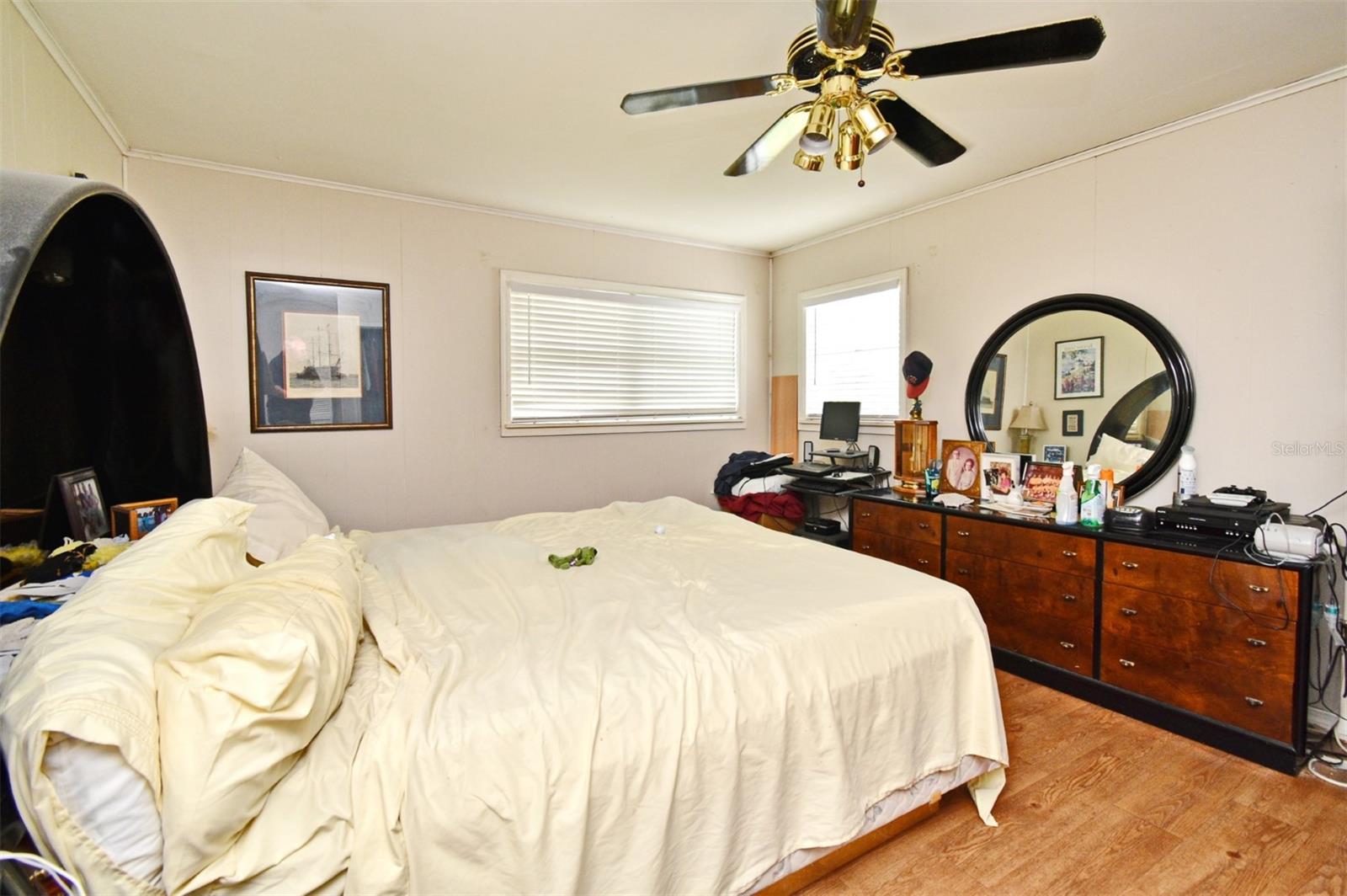 ACREAGE & UNREC - Residential