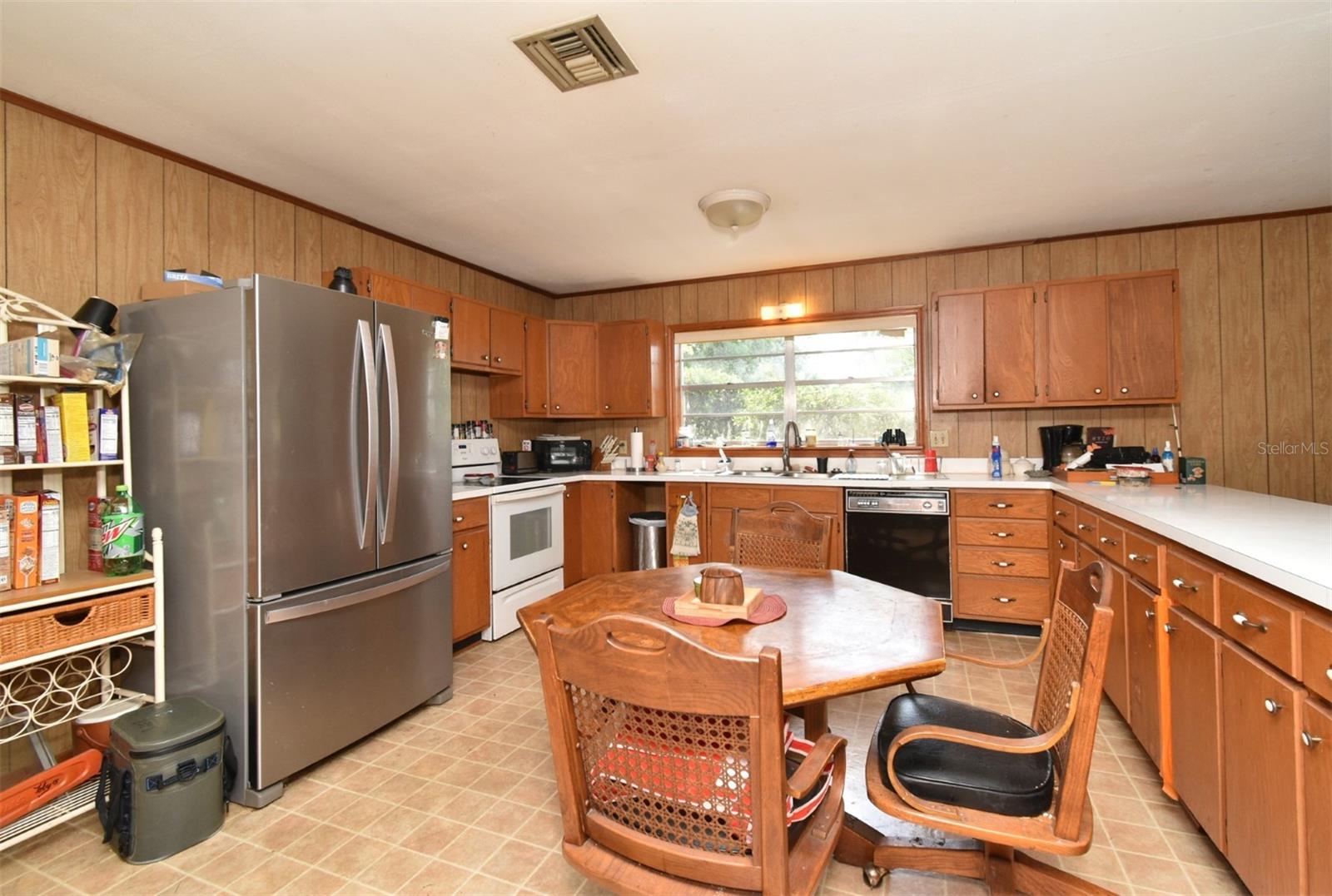 ACREAGE & UNREC - Residential