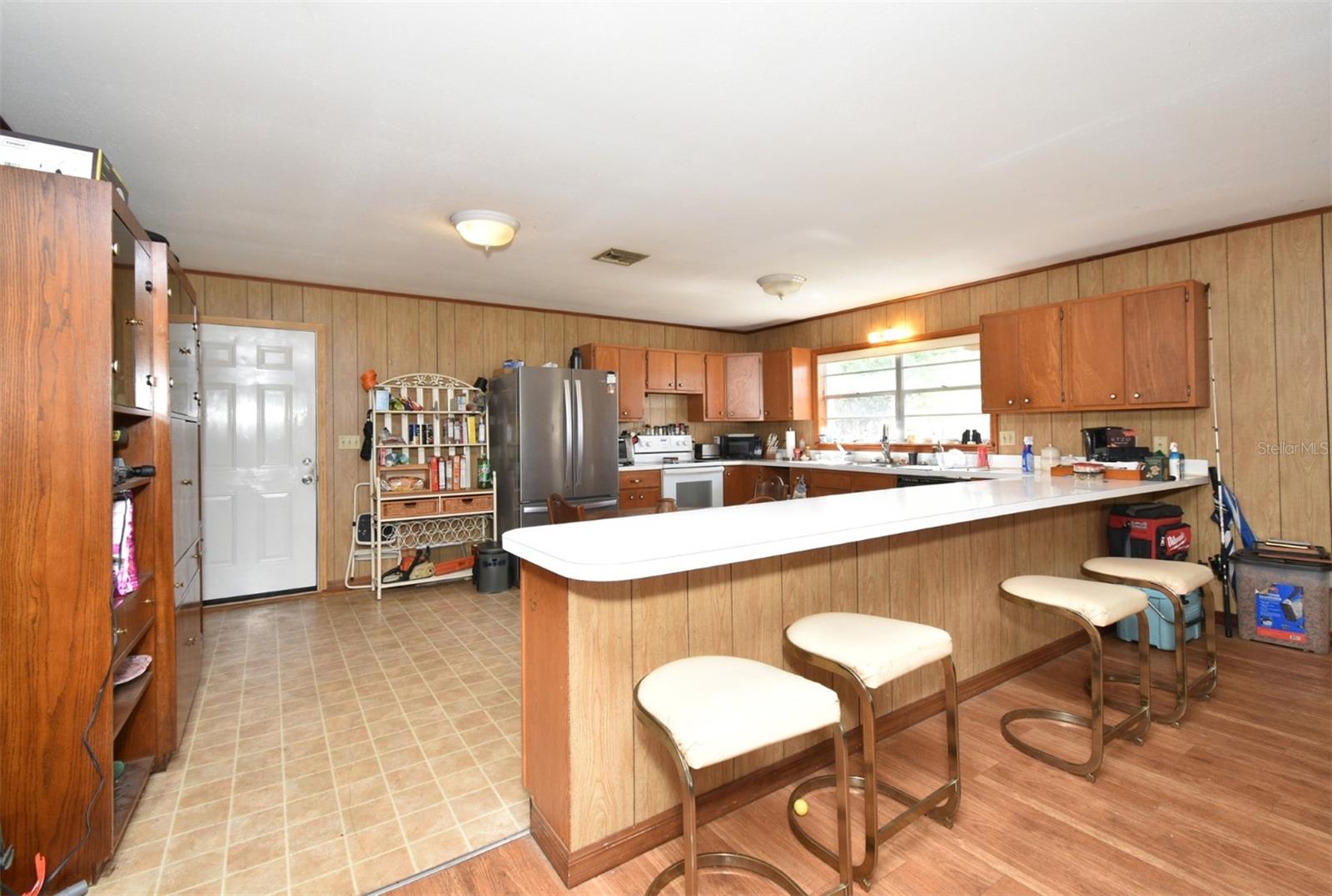ACREAGE & UNREC - Residential