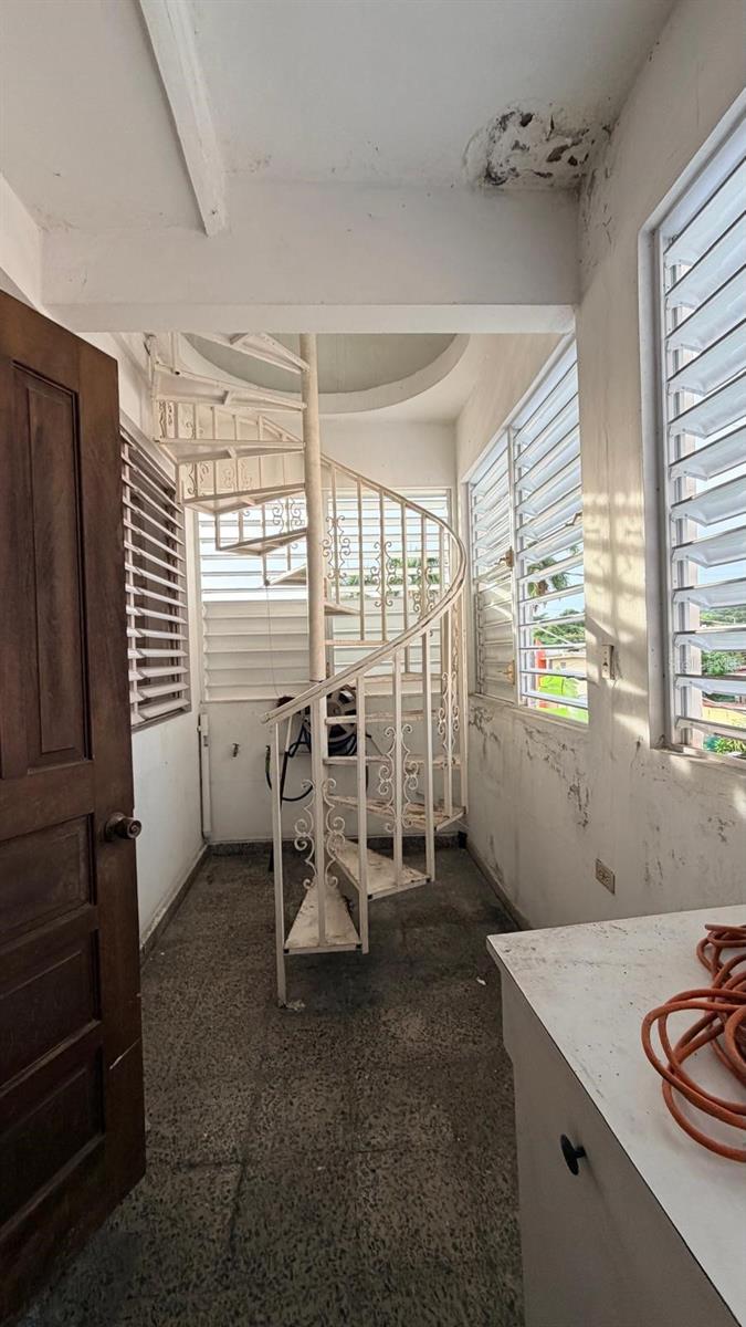 AVENIDA DR. TEJADA - Residential