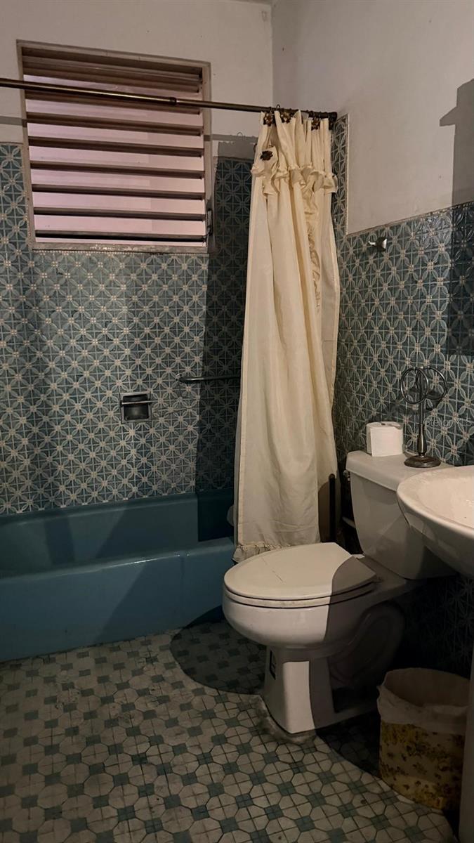 AVENIDA DR. TEJADA - Residential