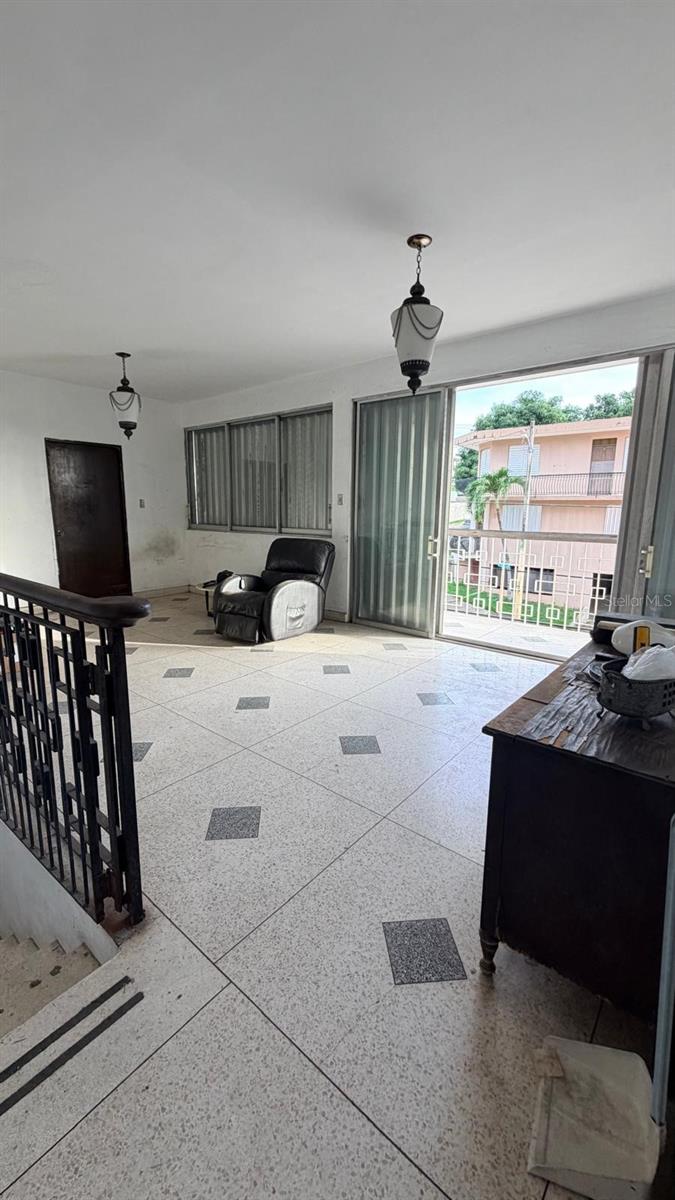 AVENIDA DR. TEJADA - Residential