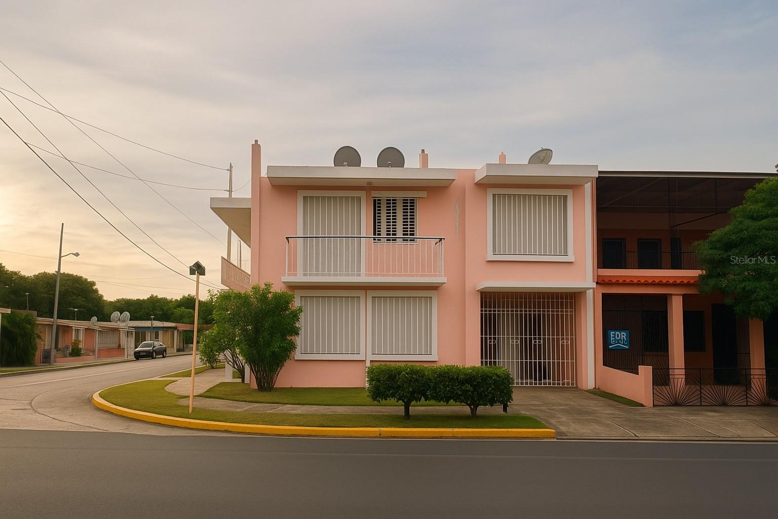 AVENIDA DR. TEJADA - Residential