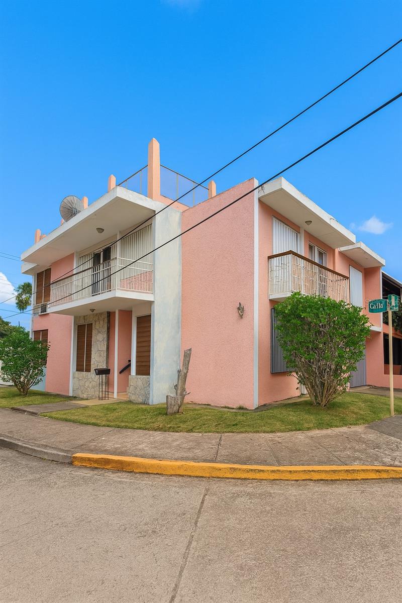 AVENIDA DR. TEJADA - Residential