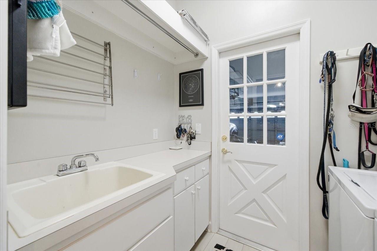 BELLE MEADE - Residential