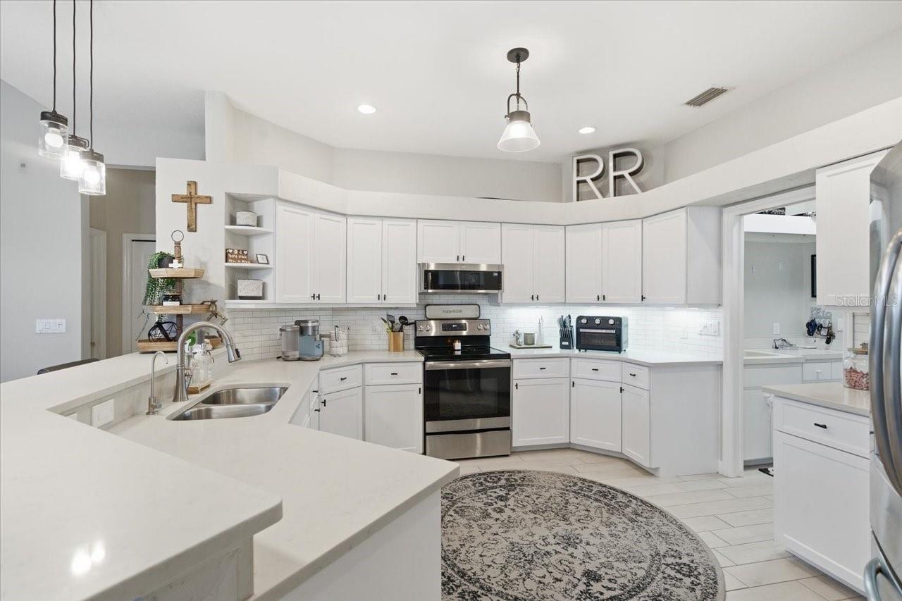 BELLE MEADE - Residential