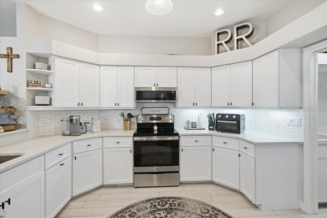 BELLE MEADE - Residential