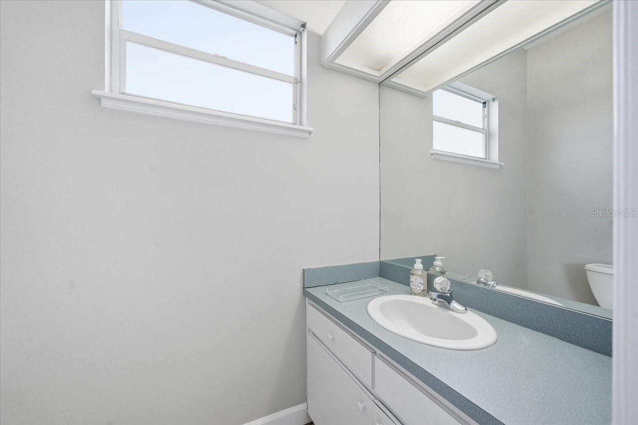 BELLE MEADE - Residential