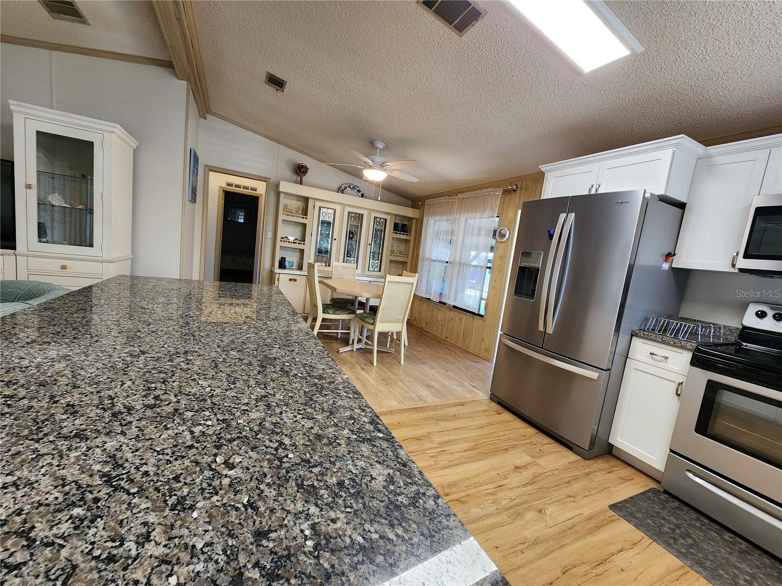 OAK GROVE - Residential