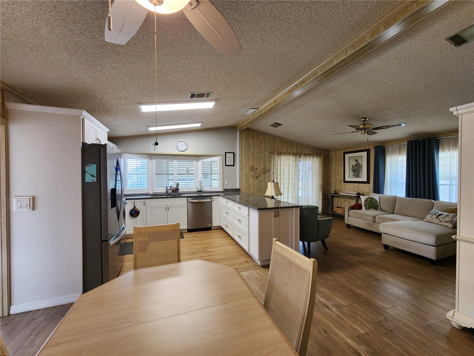 OAK GROVE - Residential