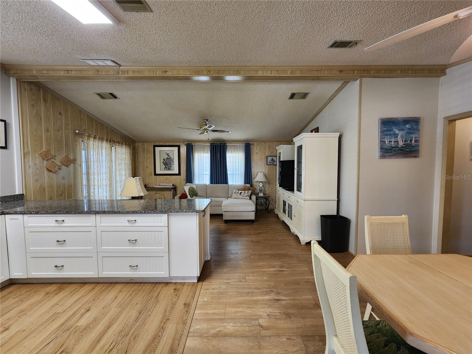 OAK GROVE - Residential